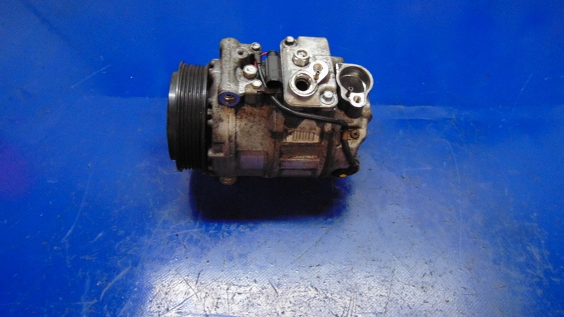 Компрессор кондиционера 2.2 CDI MERCEDES VITO W639