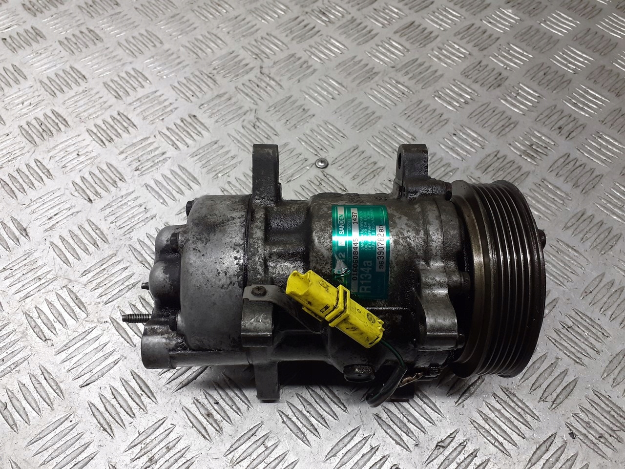 КОМПРЕСОР КОНДИЦІОНЕРА 307 2.0 HDI 9639078280