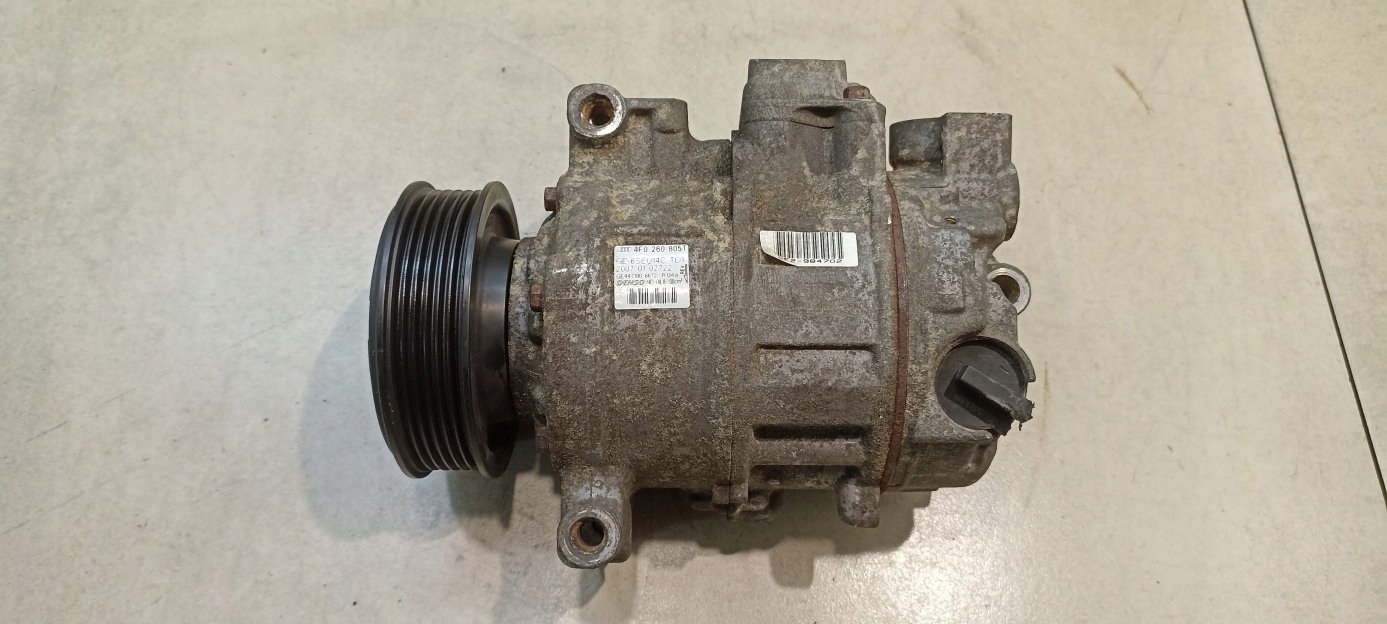 Компрессор кондиционера AUDI A6 C6 2.0 4F0260805T