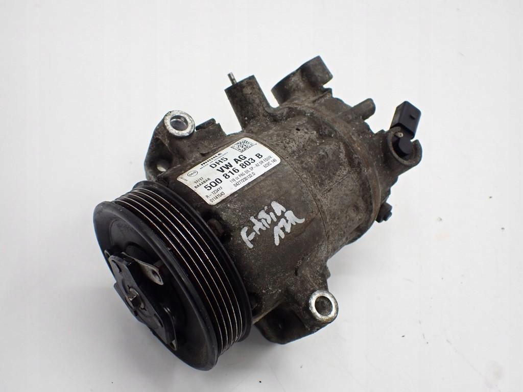 5Q0816803B - КОМПРЕСОР КОНДИЦІОНЕРА FABIA III 6V 1.4 TDI CUT 17R