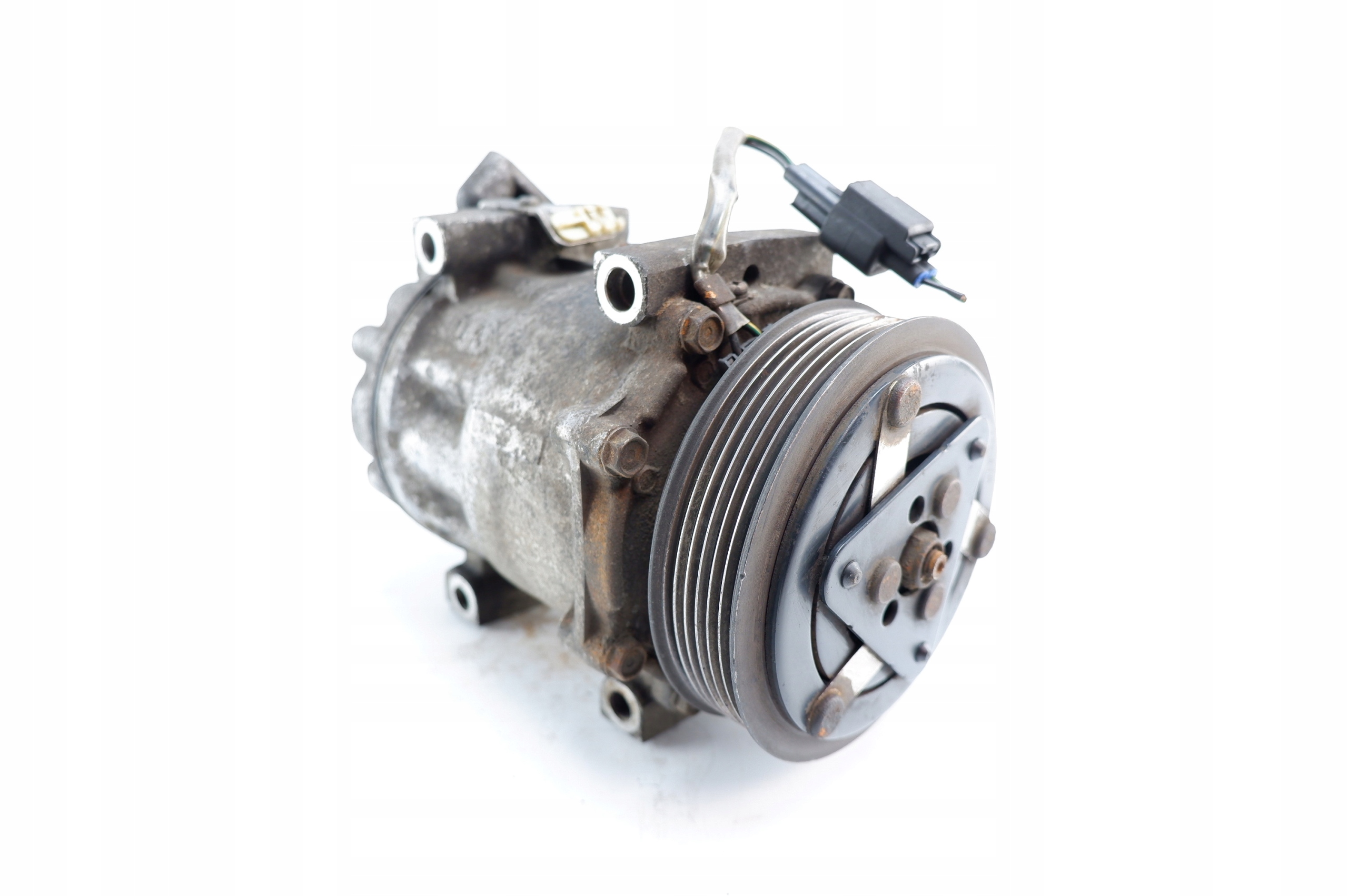 КОМПРЕСОР КОНДИЦІОНЕРА FOCUS MK2 3M5H-19D629-SA