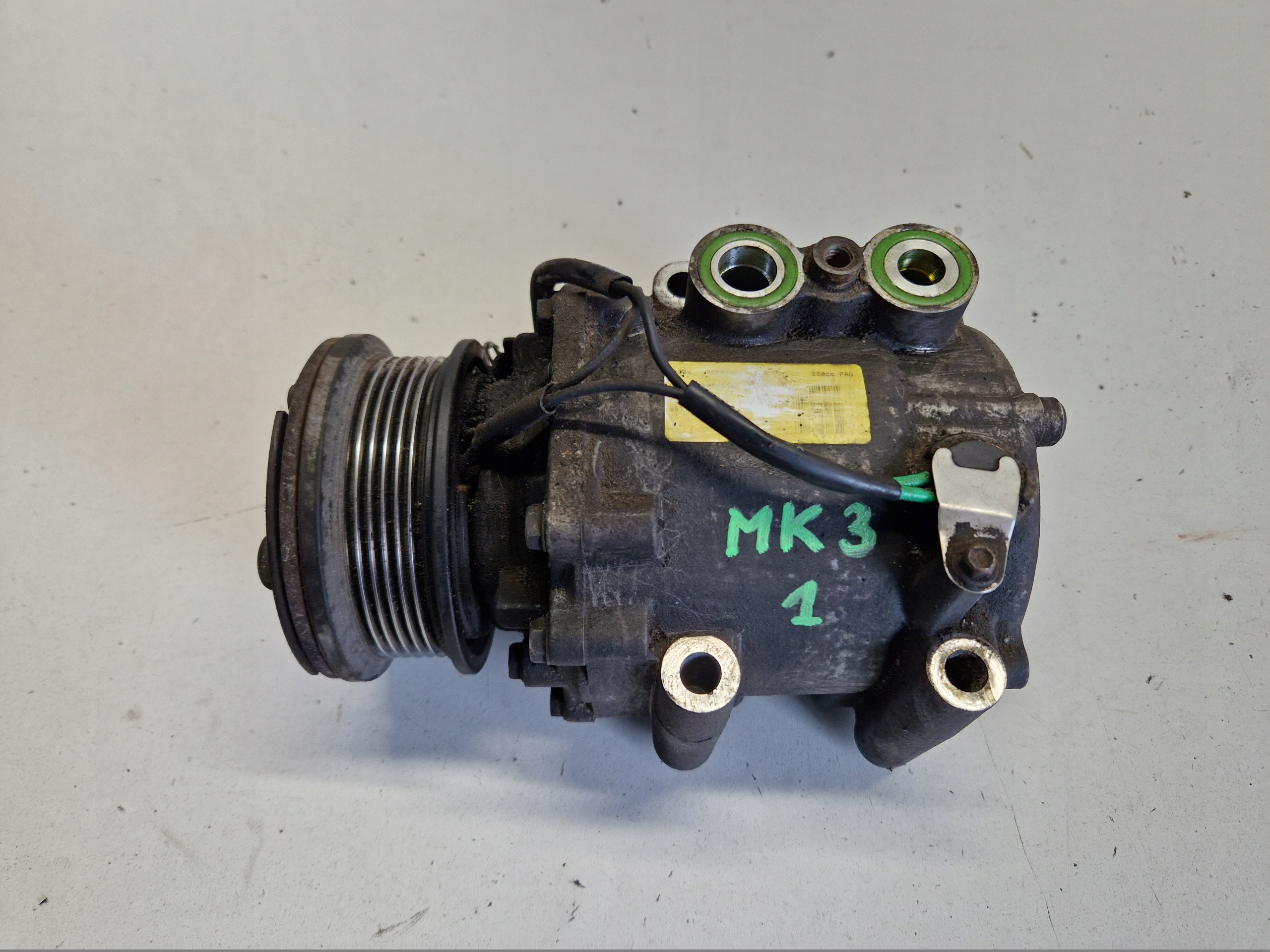 КОМПРЕСОР КОНДИЦІОНЕРА FORD MONDEO MK3 1.8 БЕНЗИН