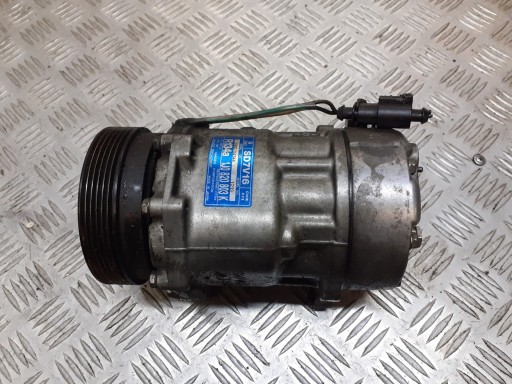 КОМПРЕССОР КОНДИЦИОНЕРА GOLF IV 1.9 TDI 1J0820803K