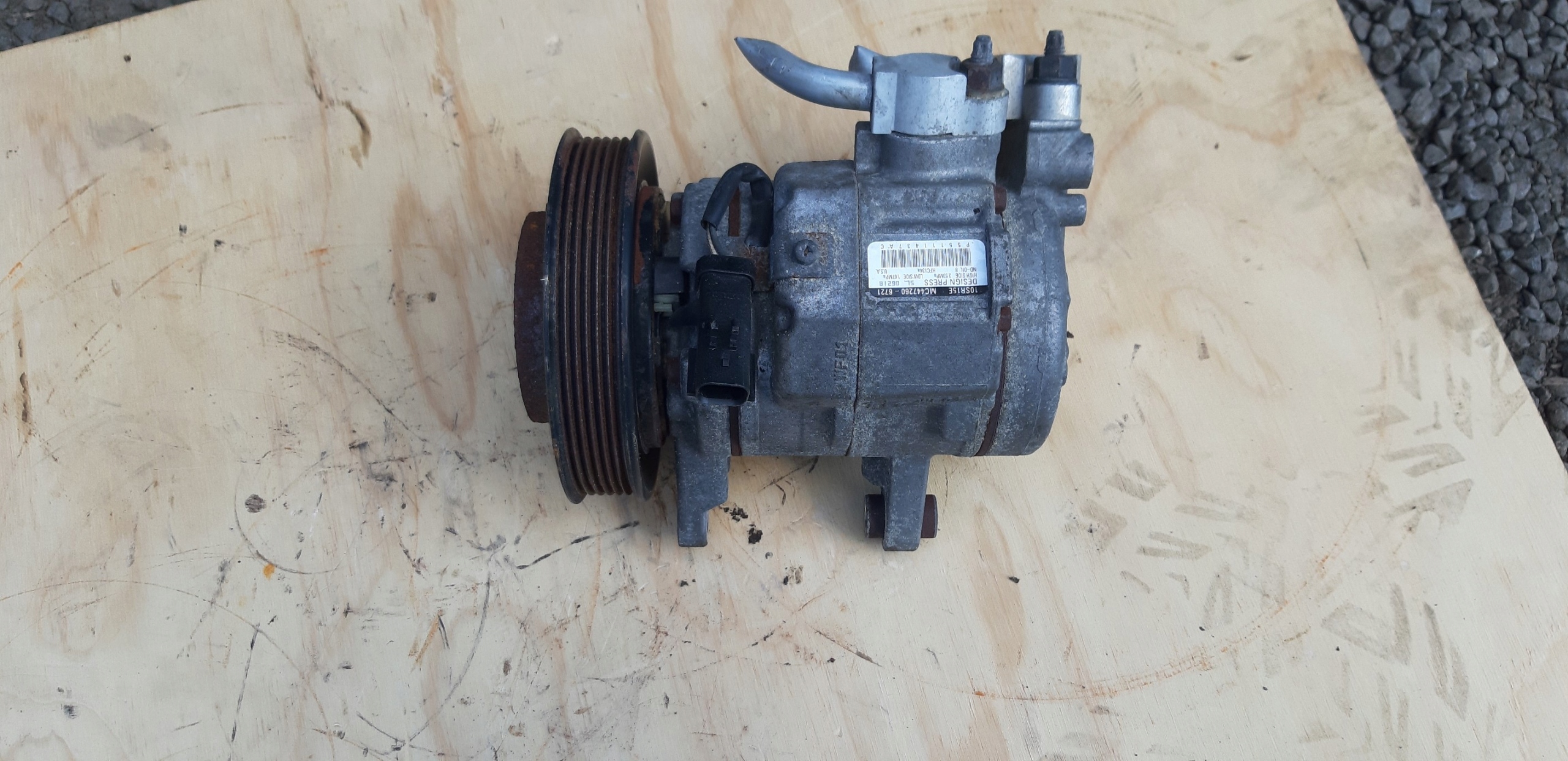 55111437AC - КОМПРЕСОР КОНДИЦІОНЕРА JEEP GRAND CHEROKEE 4.7 WK