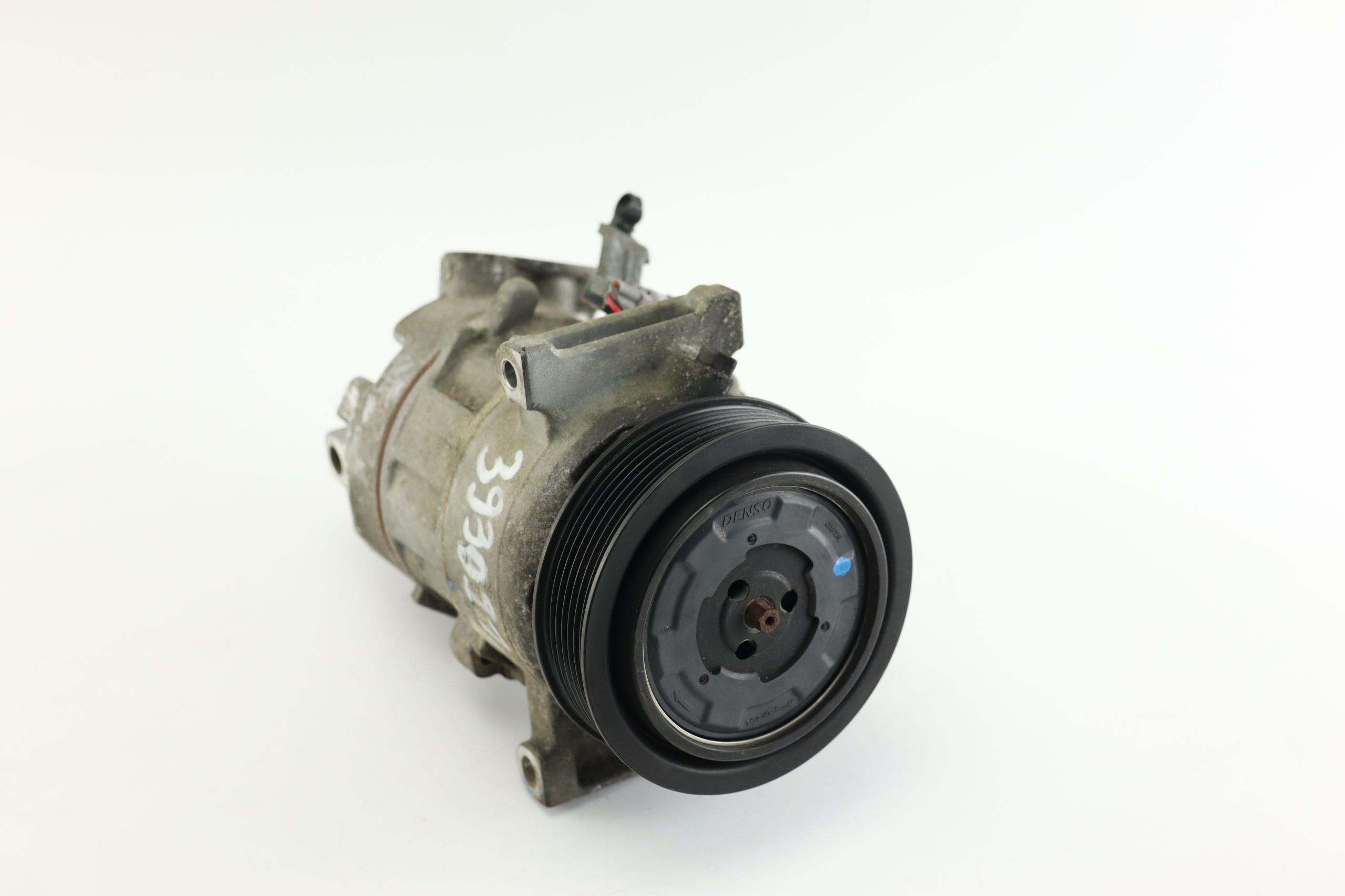 КОМПРЕССОР КОНДИЦИОНЕРА MEGANE III 8200958328