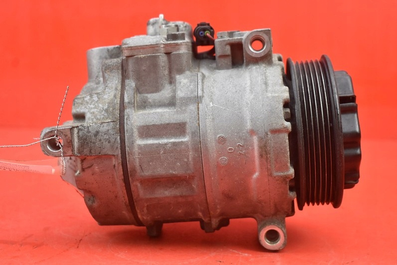 Компресор кондиціонера MERCEDES C-Class W203 2.0