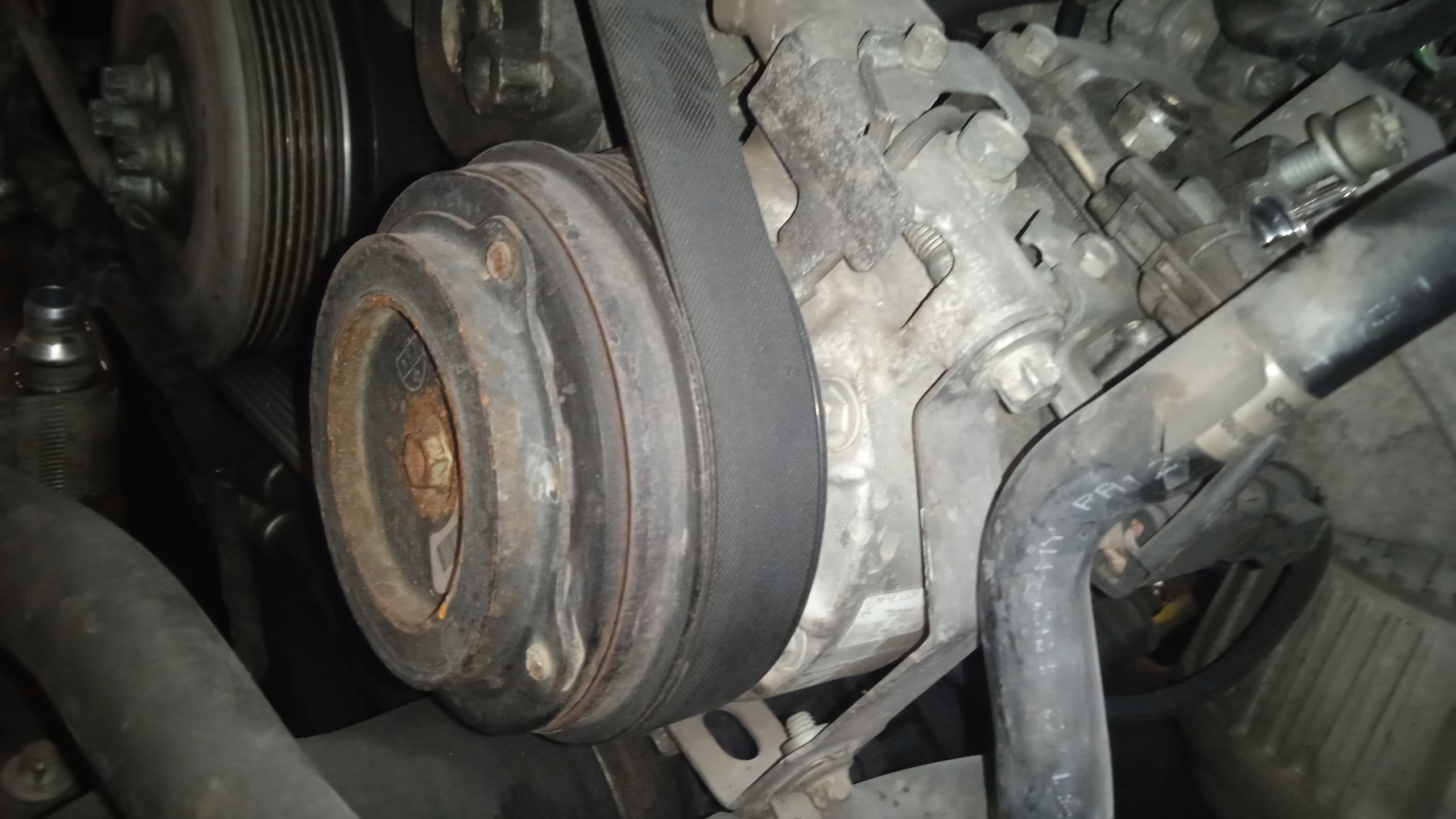 447280-7081 - Кондиционер MERCEDES W212 2.0 CDI