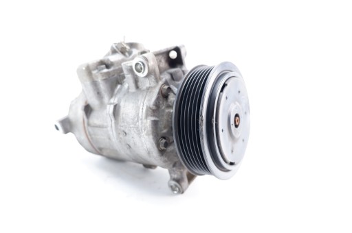 Компресор кондиціонера PASSAT B6 1.8 TSI 1K0820808A