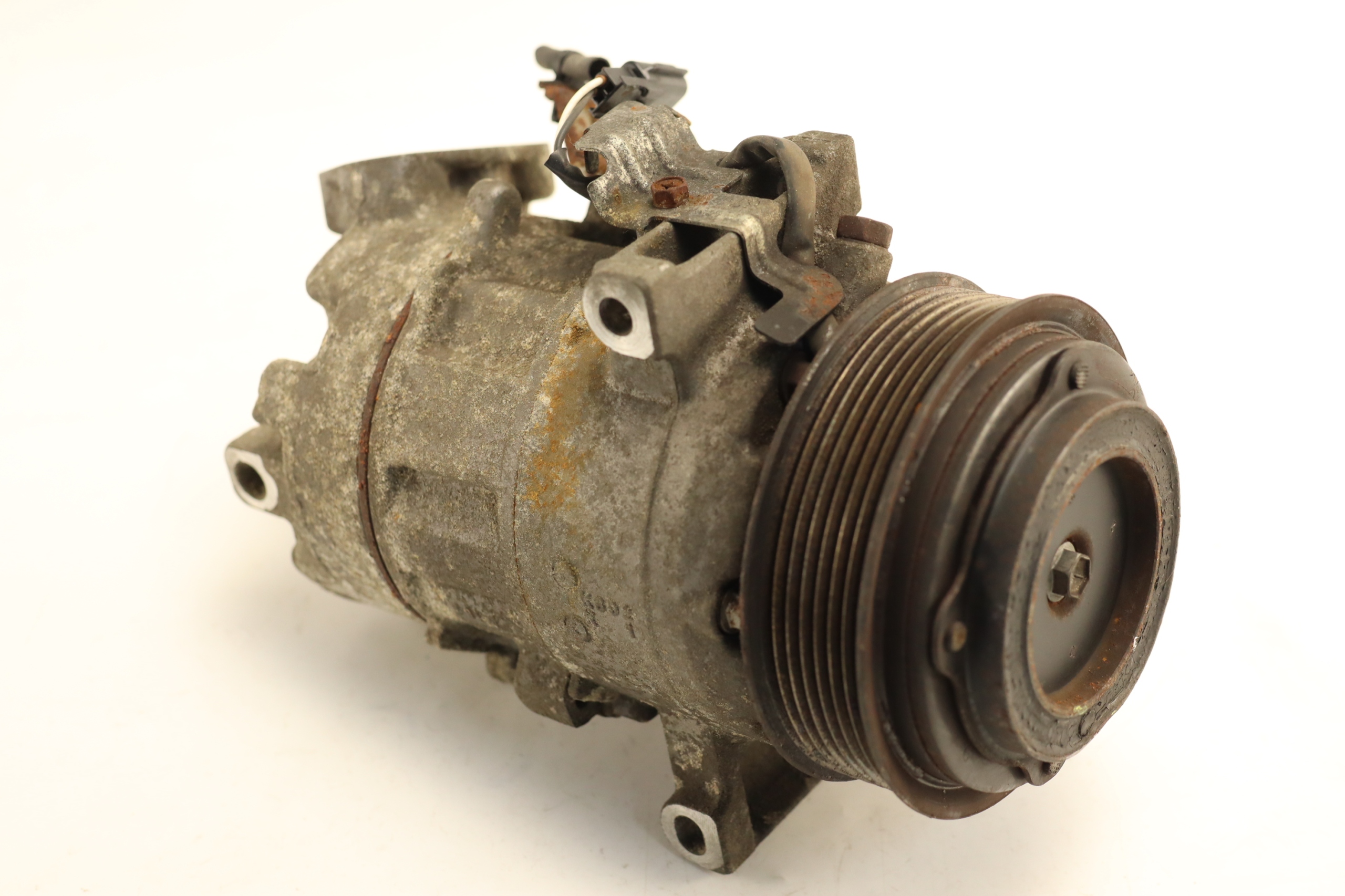 КОМПРЕССОР КОНДИЦИОНЕРА SCENIC III 3 926005211R