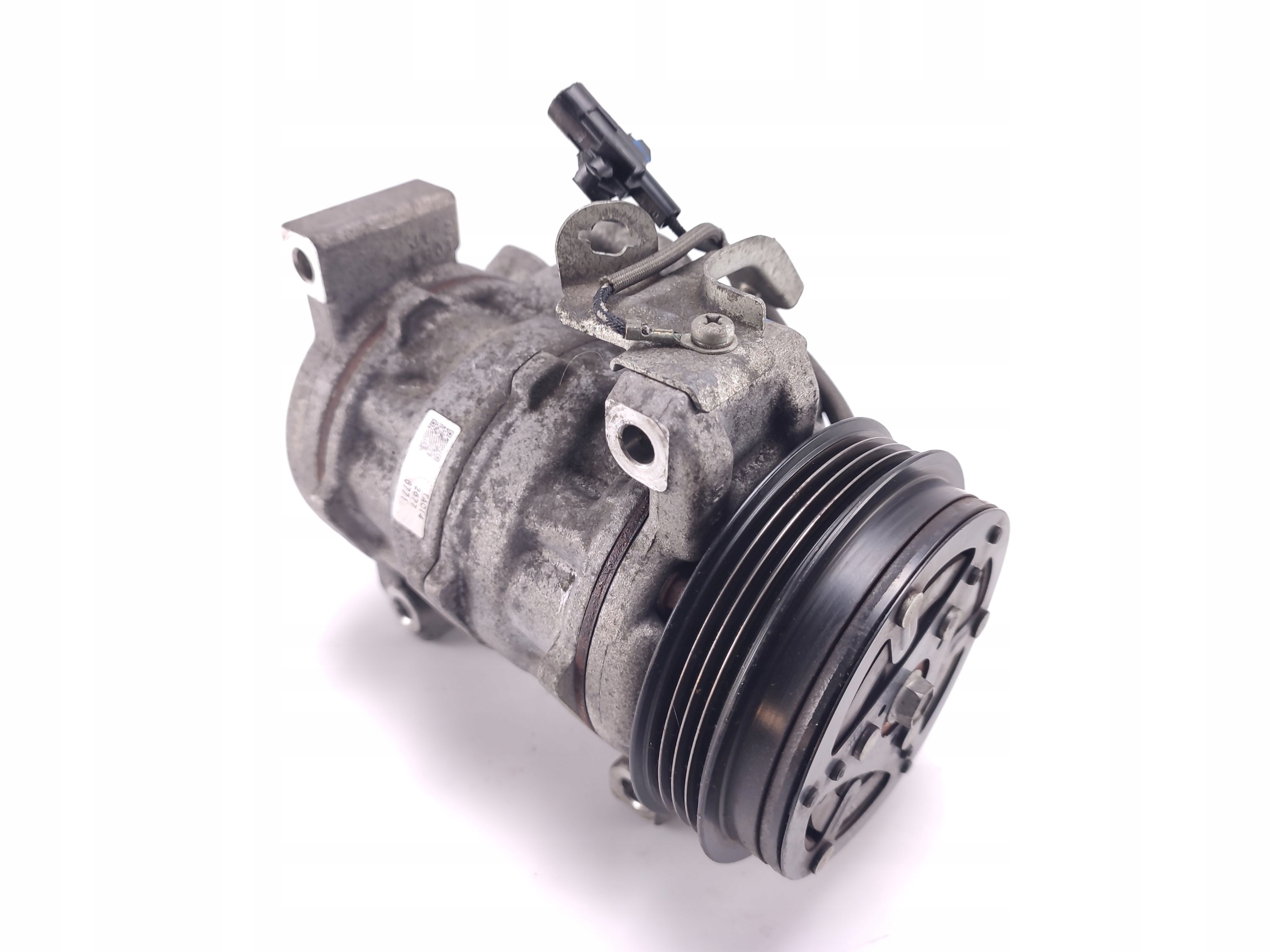 Компресор кондиціонера SUZUKI VITARA X1447280-2400