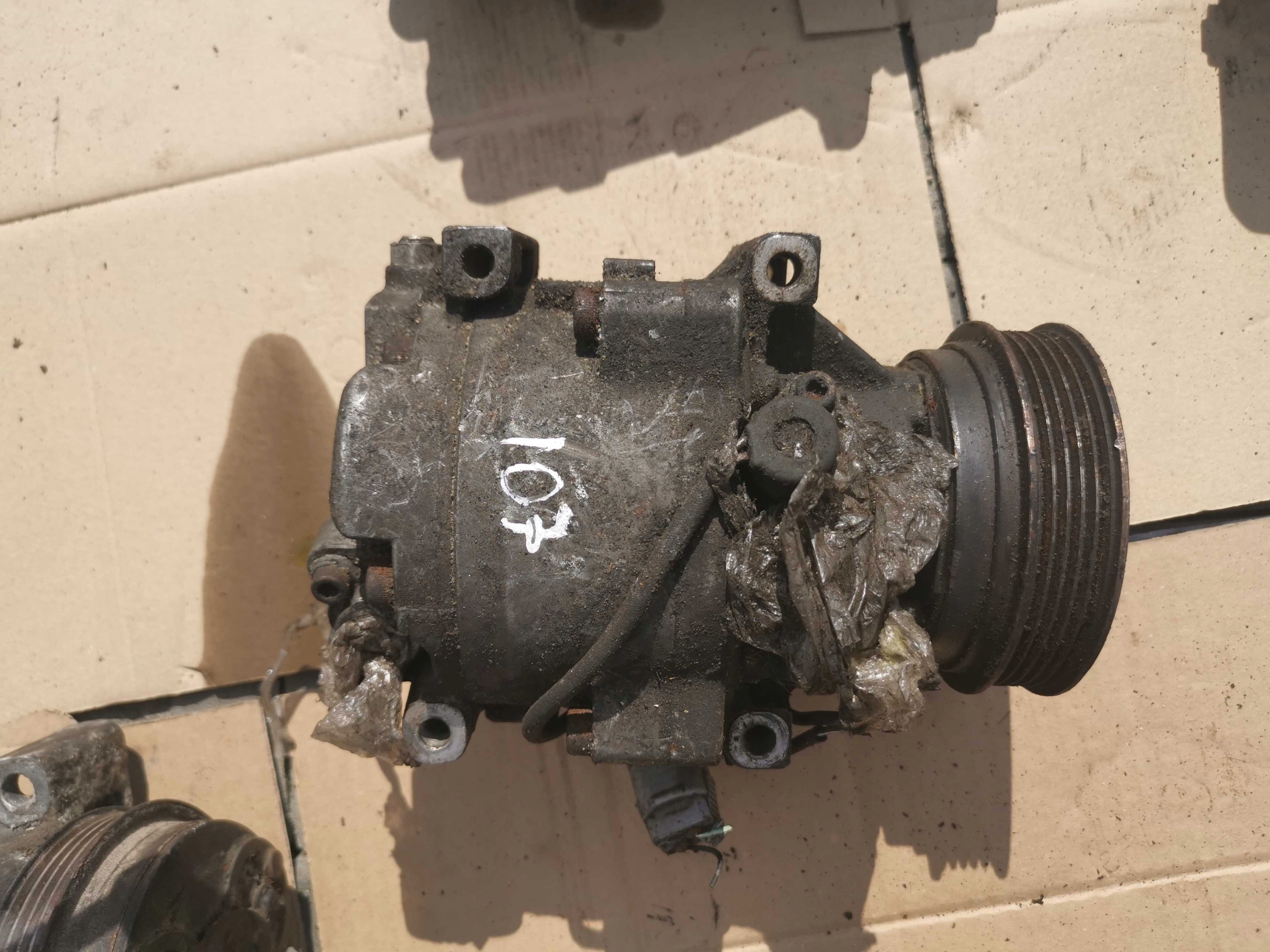 442100-1010 - Компрессор кондиционера TOYOTA COROLLA E11 97-02r