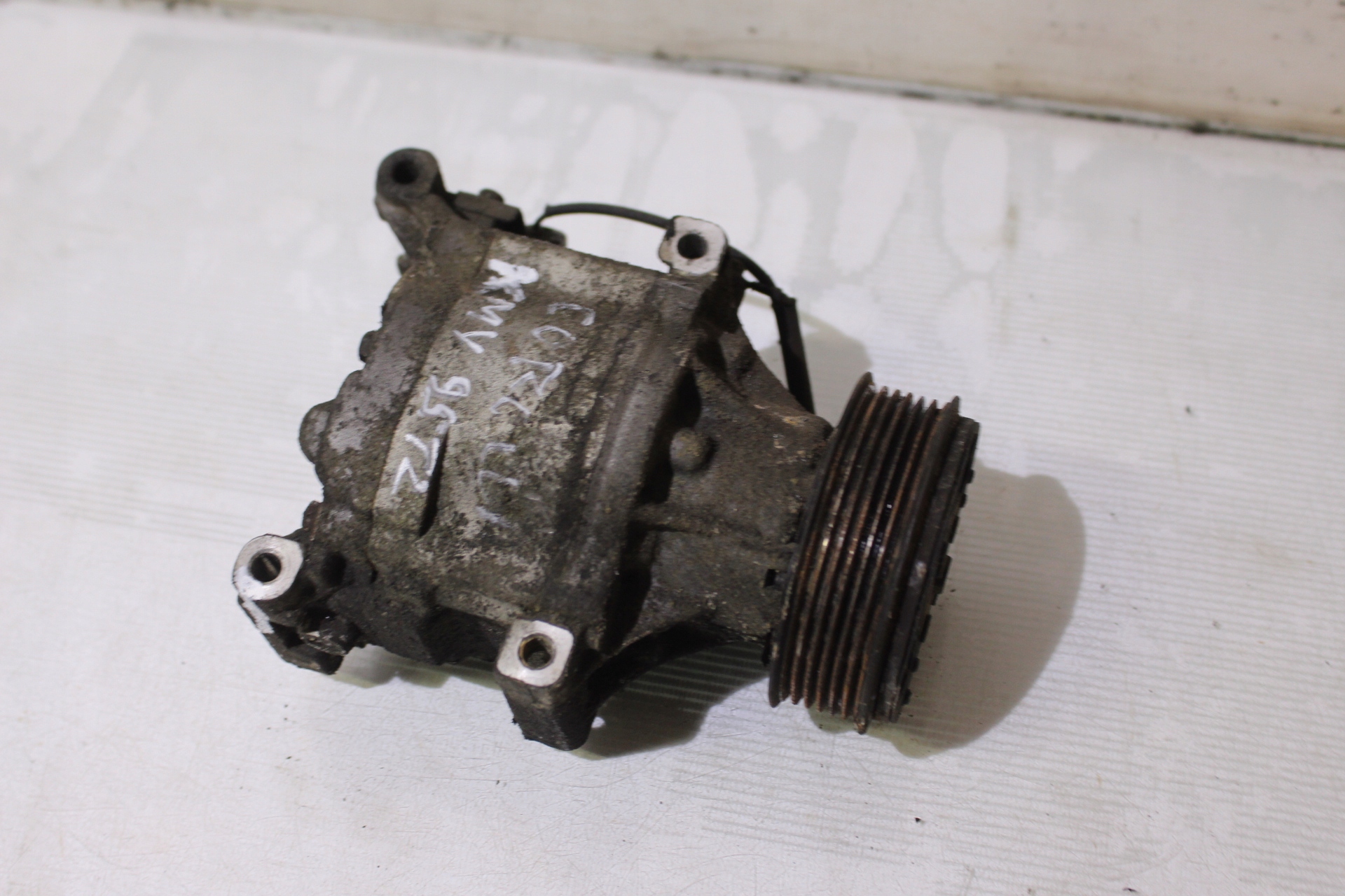 447220-6364 - Компресор кондиціонера TOYOTA COROLLA E12 1.6