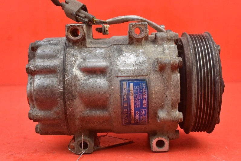 Компресор кондиціонера VOLVO V50 2.0 D 05R