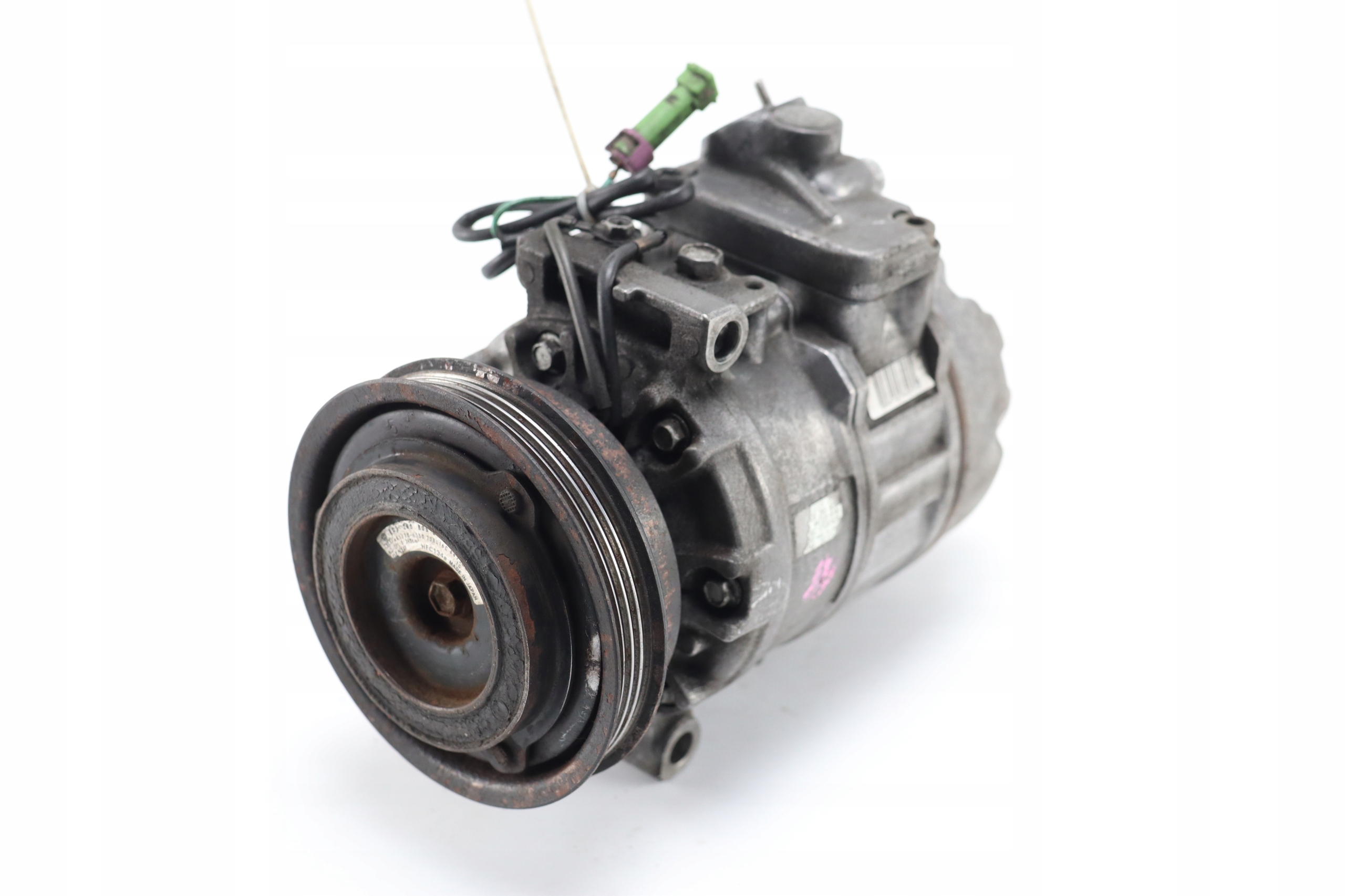 Компрессор кондиционера VW PASSAT B5 LIFT 8D0260808