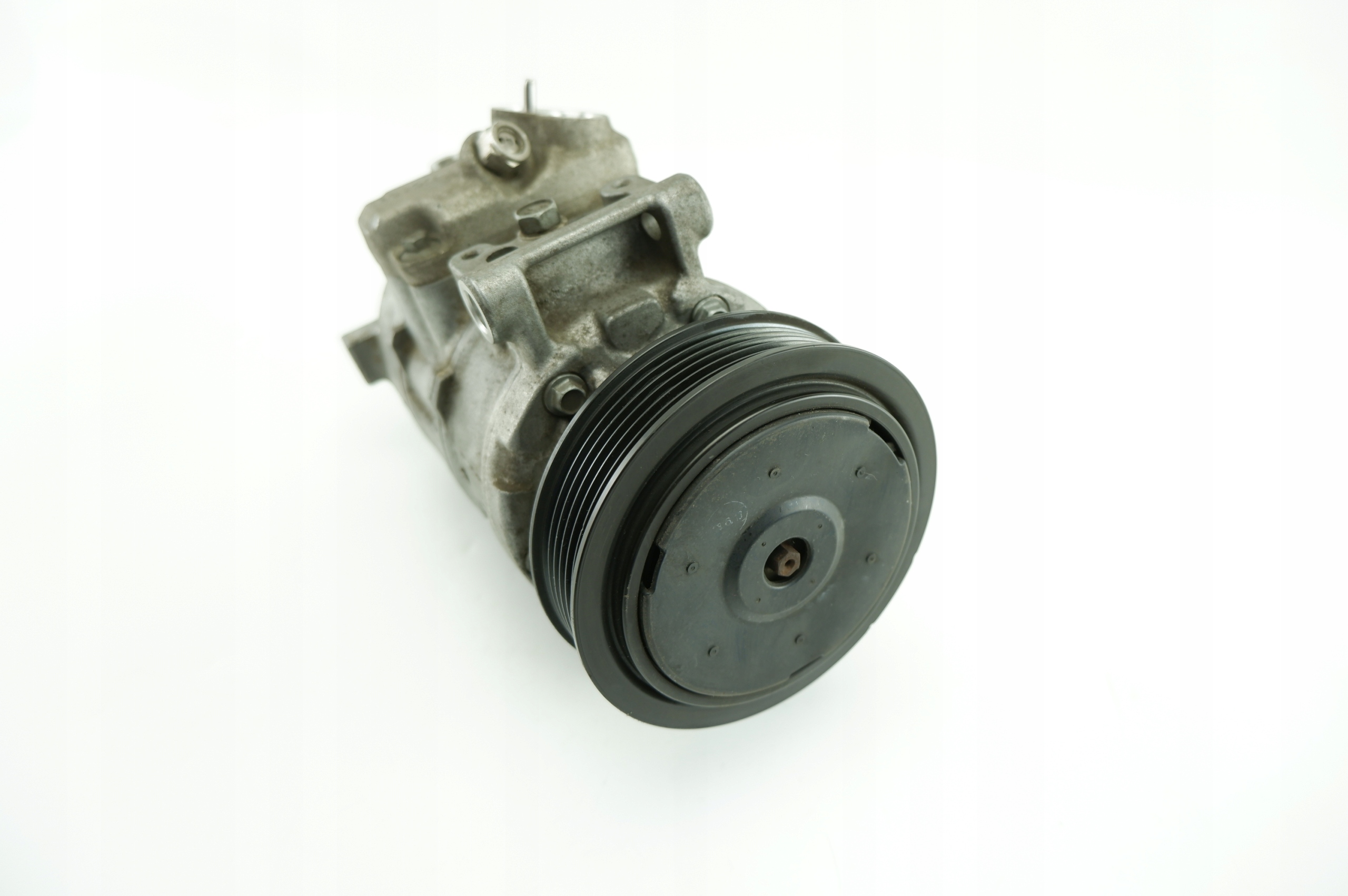 КОМПРЕССОР КОНДИЦИОНЕРА VW PASSAT CC 1K0820808A