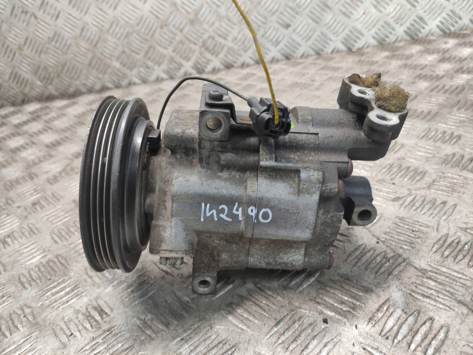 92600AX800 DKV-08R - Компрессор кондиционера MICRA K12 1.2 16V