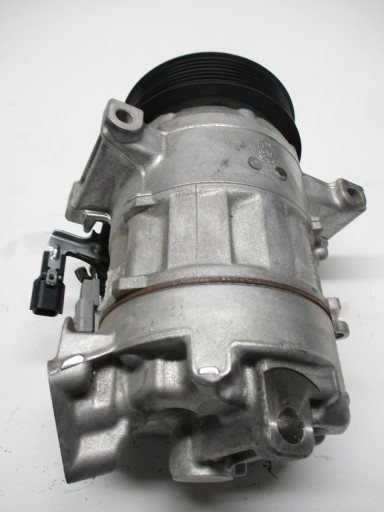 Компрессор NISSAN X TRAIL T32 1.7 DCI 926004LA3A