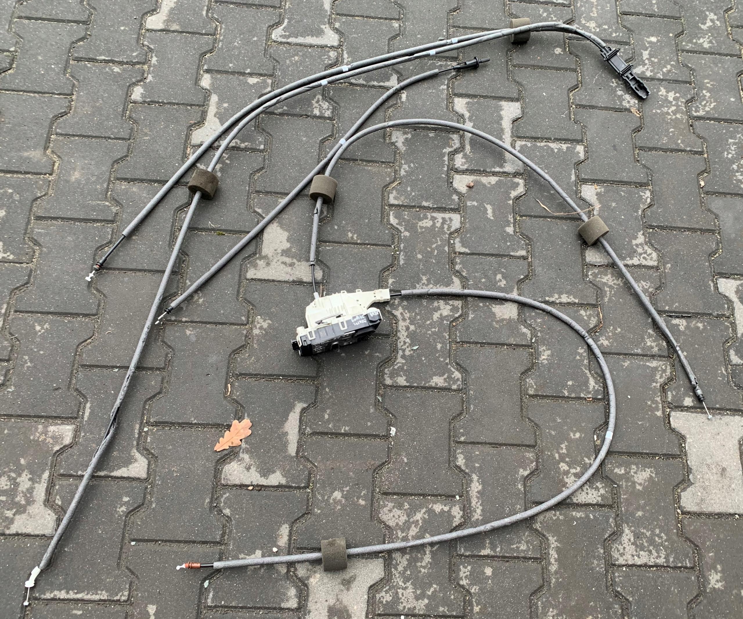 A9067303935 - SPRINTER 906 ЗАМОК БОКОВОЙ РАЗДВИЖНОЙ ДВЕРИ