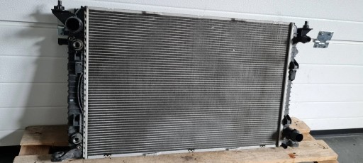 SQ5 8R Q5 ПОДЪЕМНЫЙ ВОДООХЛАДИТЕЛЬ 3.0 TFSI 8K0121251AA S4 B8 A4 S