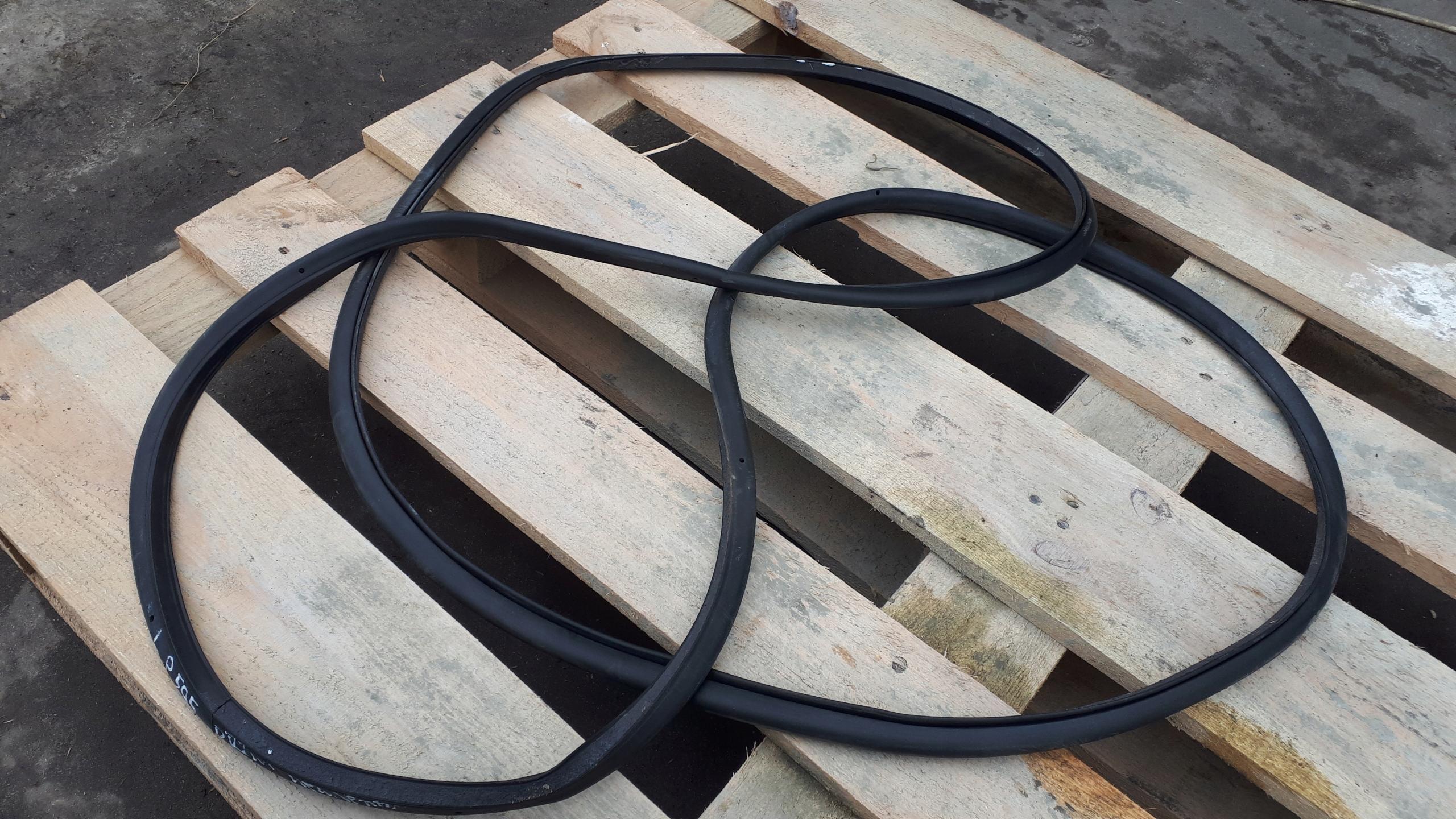 SQ5 8R Q5 уплотнение двери внутренний левый передний