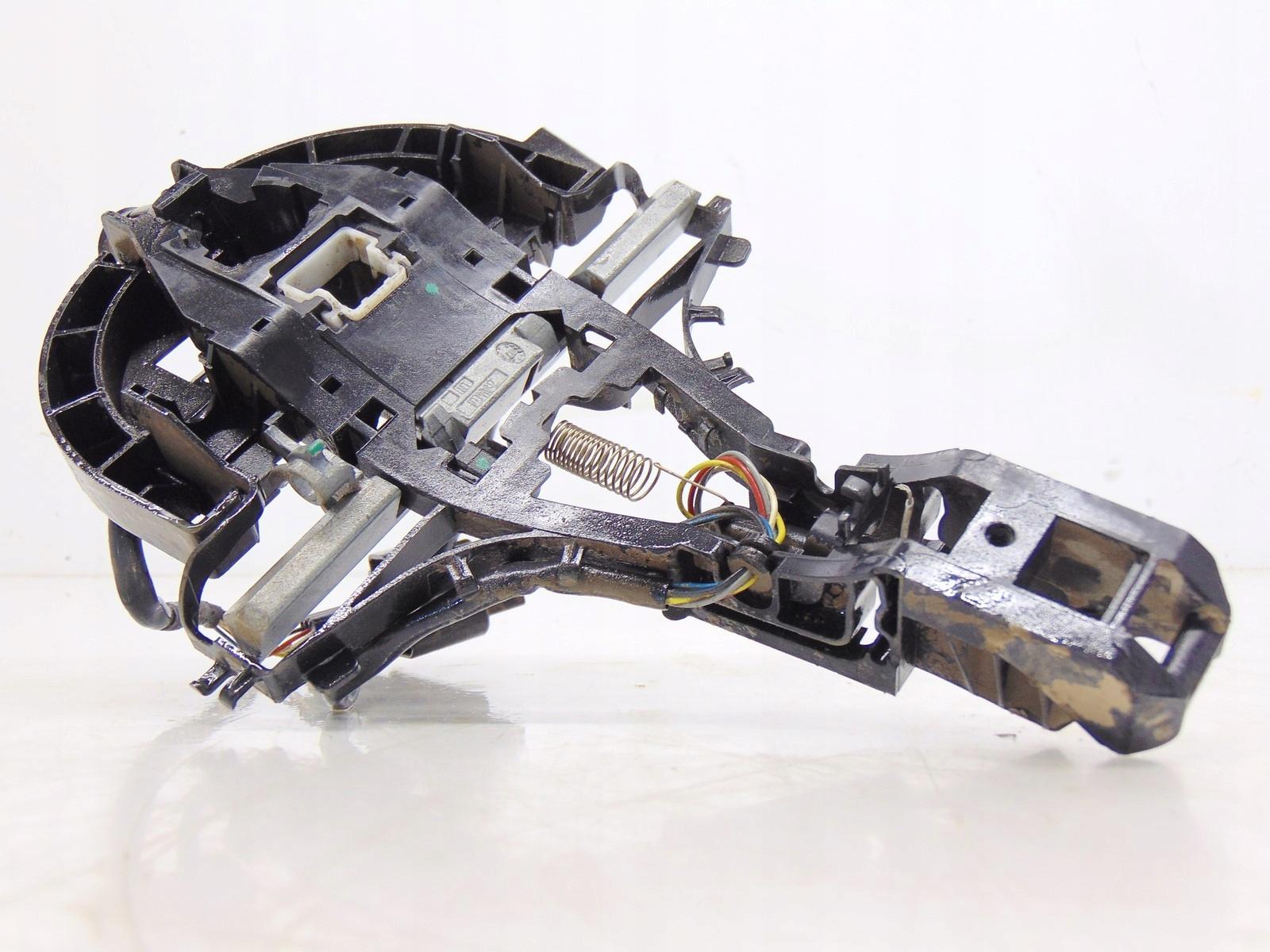 30784205, 30784204 - СТОЙКА РУЧКА ДВЕРНАЯ РУЧКА ПРАВАЯ ПЕРЕДНЯЯ JAGUAR XF