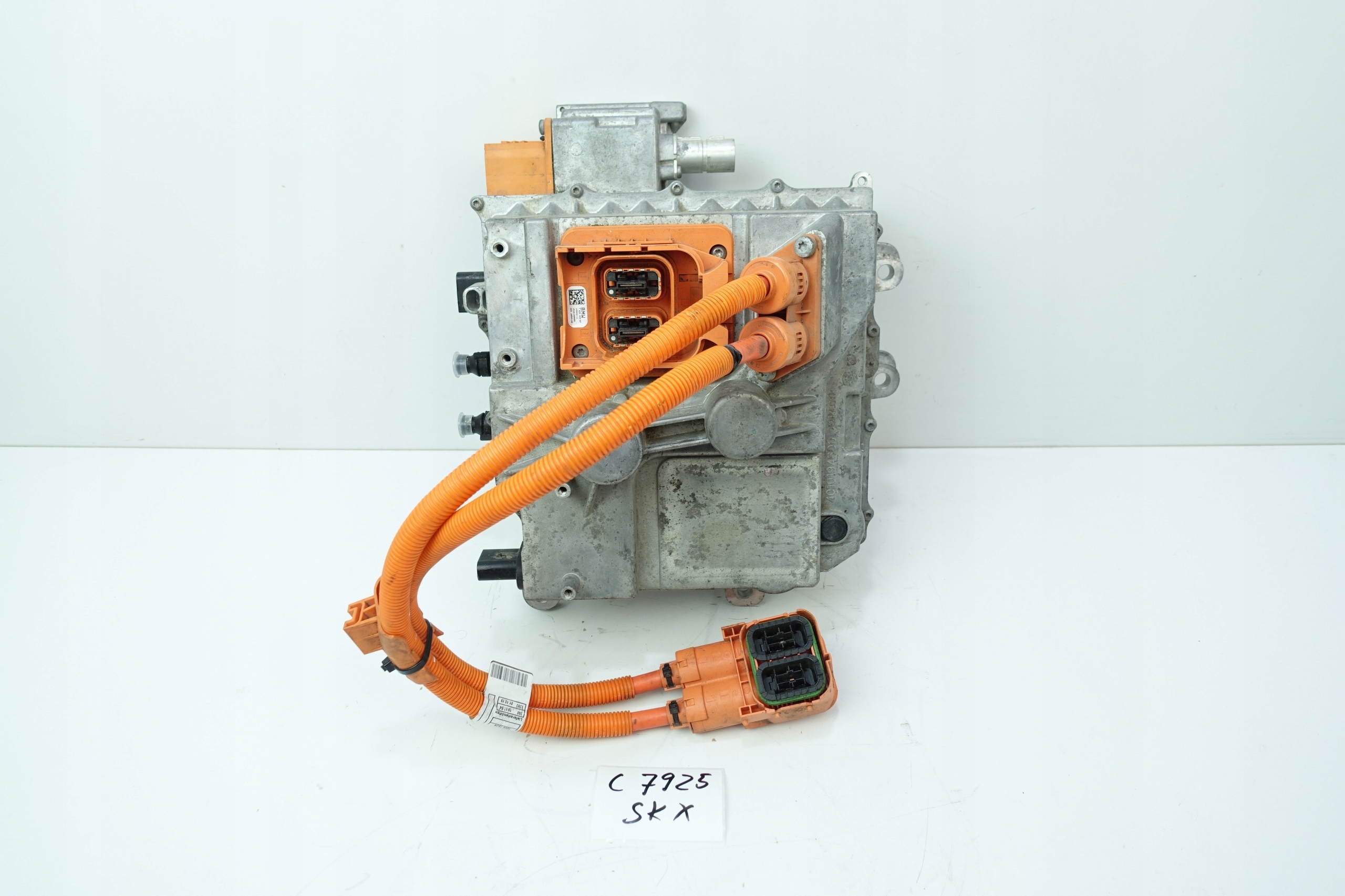 БУ комфортной зарядки BMW I3 9845349