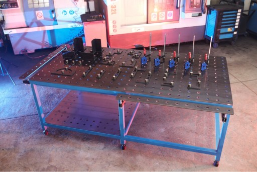 СВАРОЧНЫЙ СТОЛ 1200 X 2400 СИСТЕМА 28 + ИНСТРУМЕНТЫ