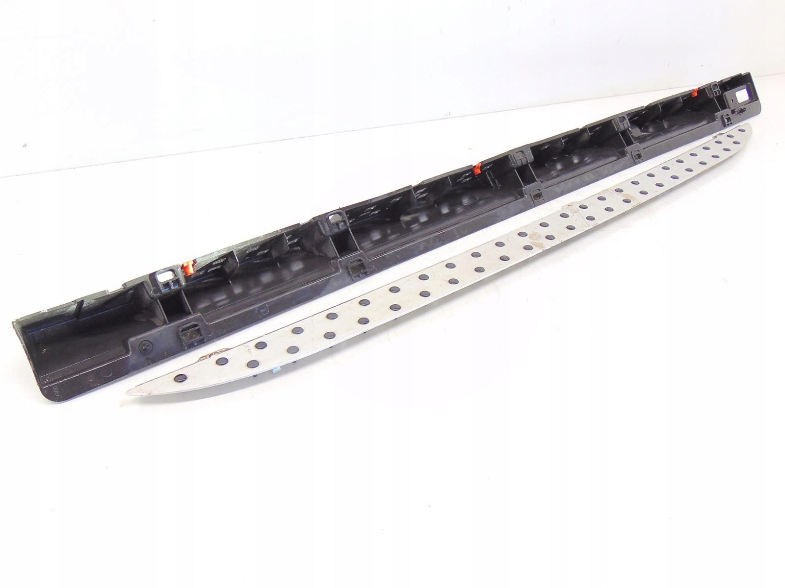 Накладка ступені л BMW X3 E83 3401009