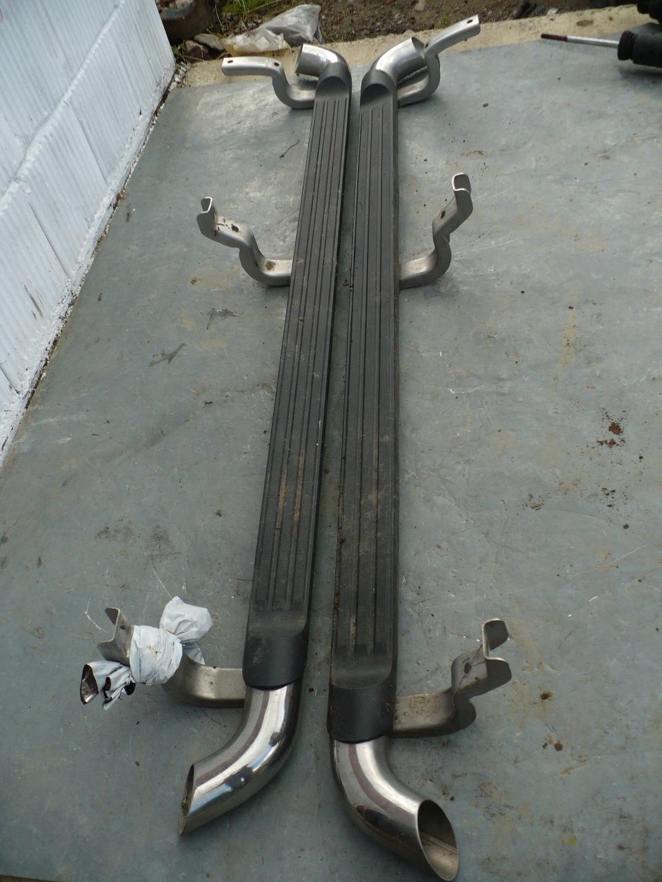 AB39-16451-HE - ПРАВАЯ СТУПЕНЬ ХРОМИРОВАННАЯ ПОЛОСА ТРУБА FORD RANGER IV III