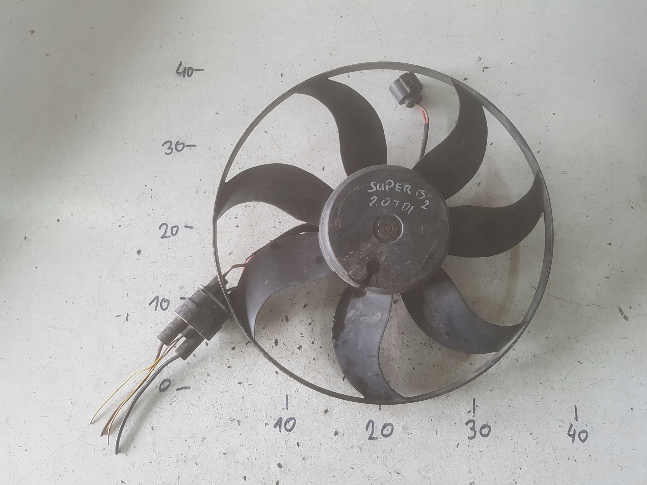 1K0 959 - SUPERB 2 II 08-15 2.0 TDI ВЕНТИЛЯТОР РАДИАТОРА