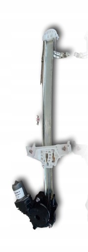 83402M68P10 - SUZUKI BALENO 2015-ЛЕВО ПЕРЕДНЕЕ ОКНО