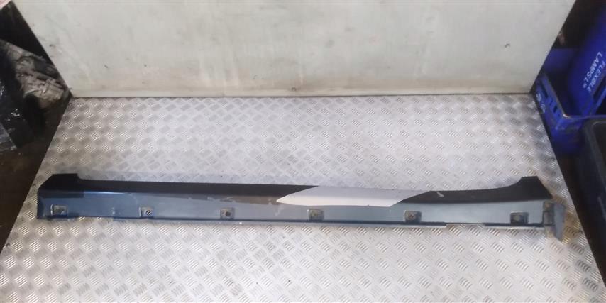 SUZUKI BALENO II 15-ПЕДАЛЬ ПОРОГА ЛІВА