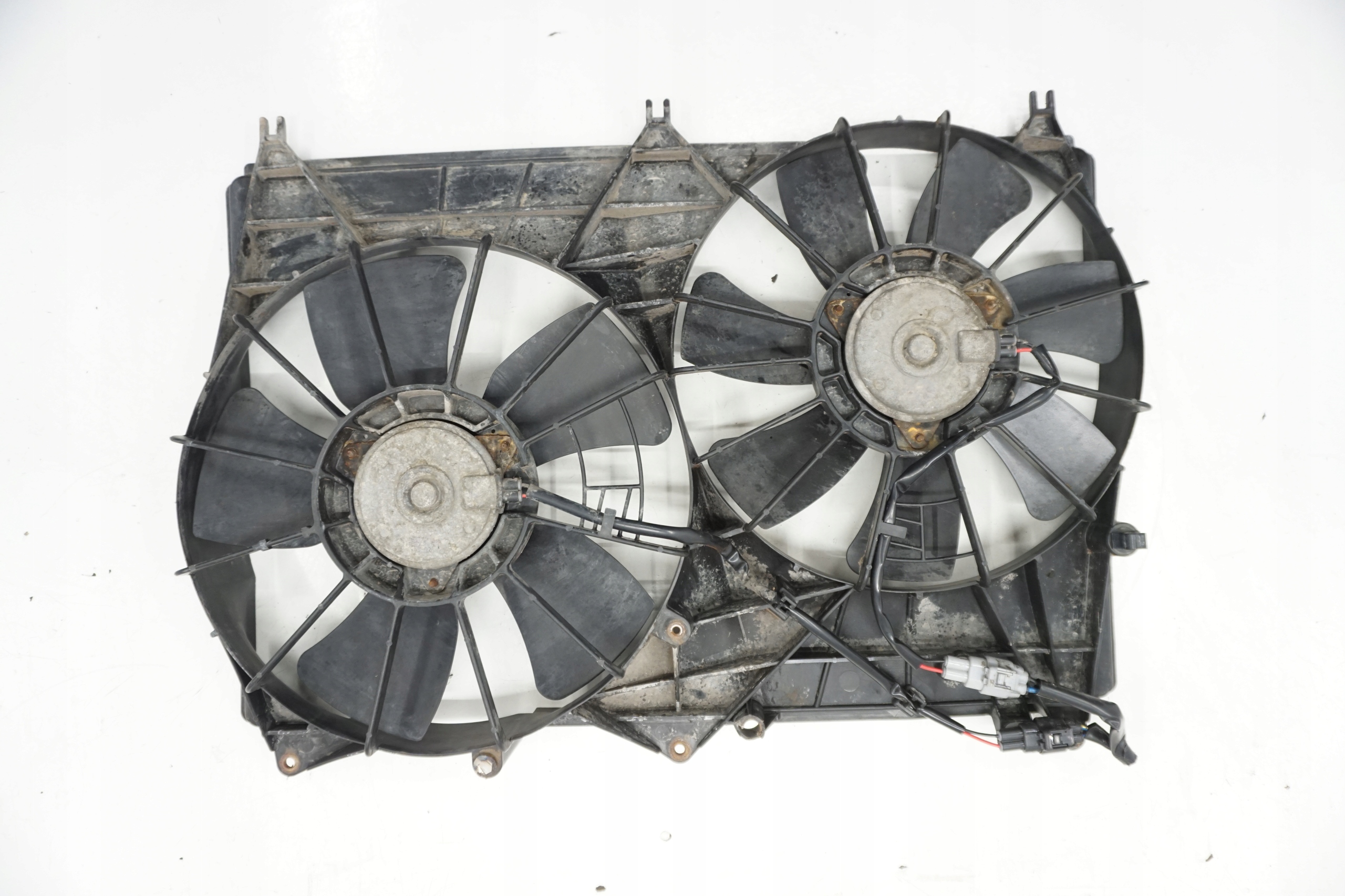 2.0B - SUZUKI GRAND VITARA II ВЕНТИЛЯТОР РАДІАТОРА 2.0 B