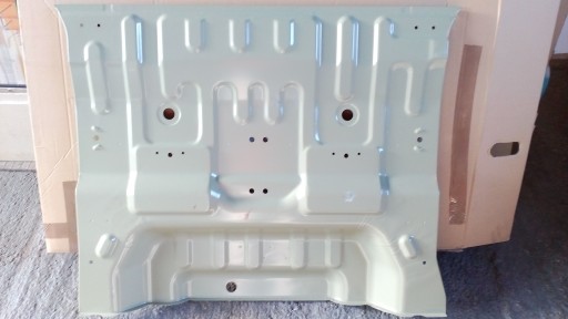 62100-81811 - SUZUKI JIMNNY ПОЛ БАГАЖНИКА 1998-2016