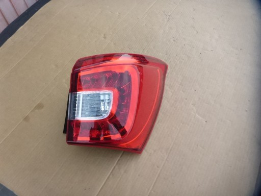 220-18733 220-18733R - Suzuki S-Cross Lift Задняя лампа задняя часть правая оригинальная Европа