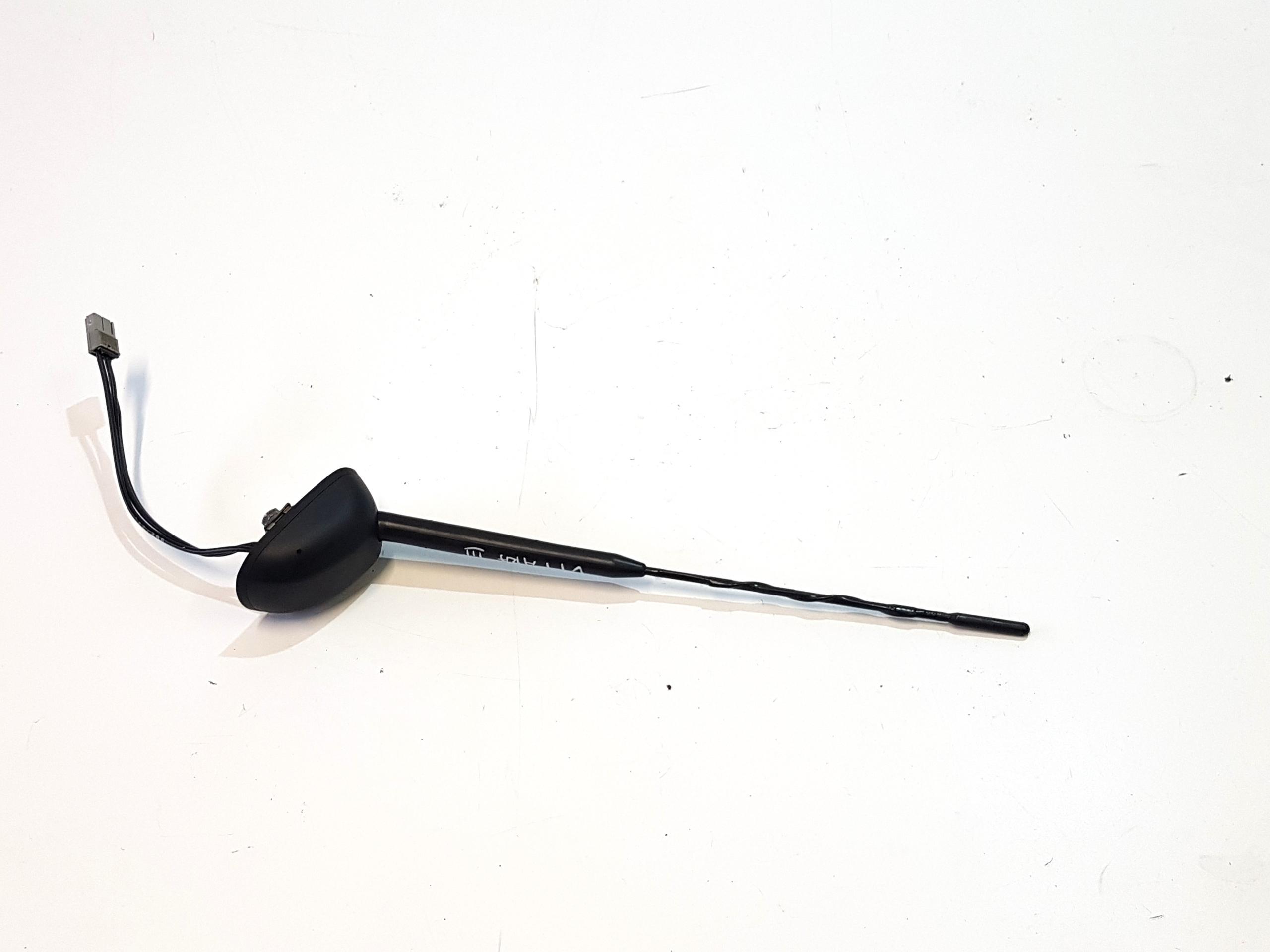 SUZUKI VITARA III антена на даху 20R.