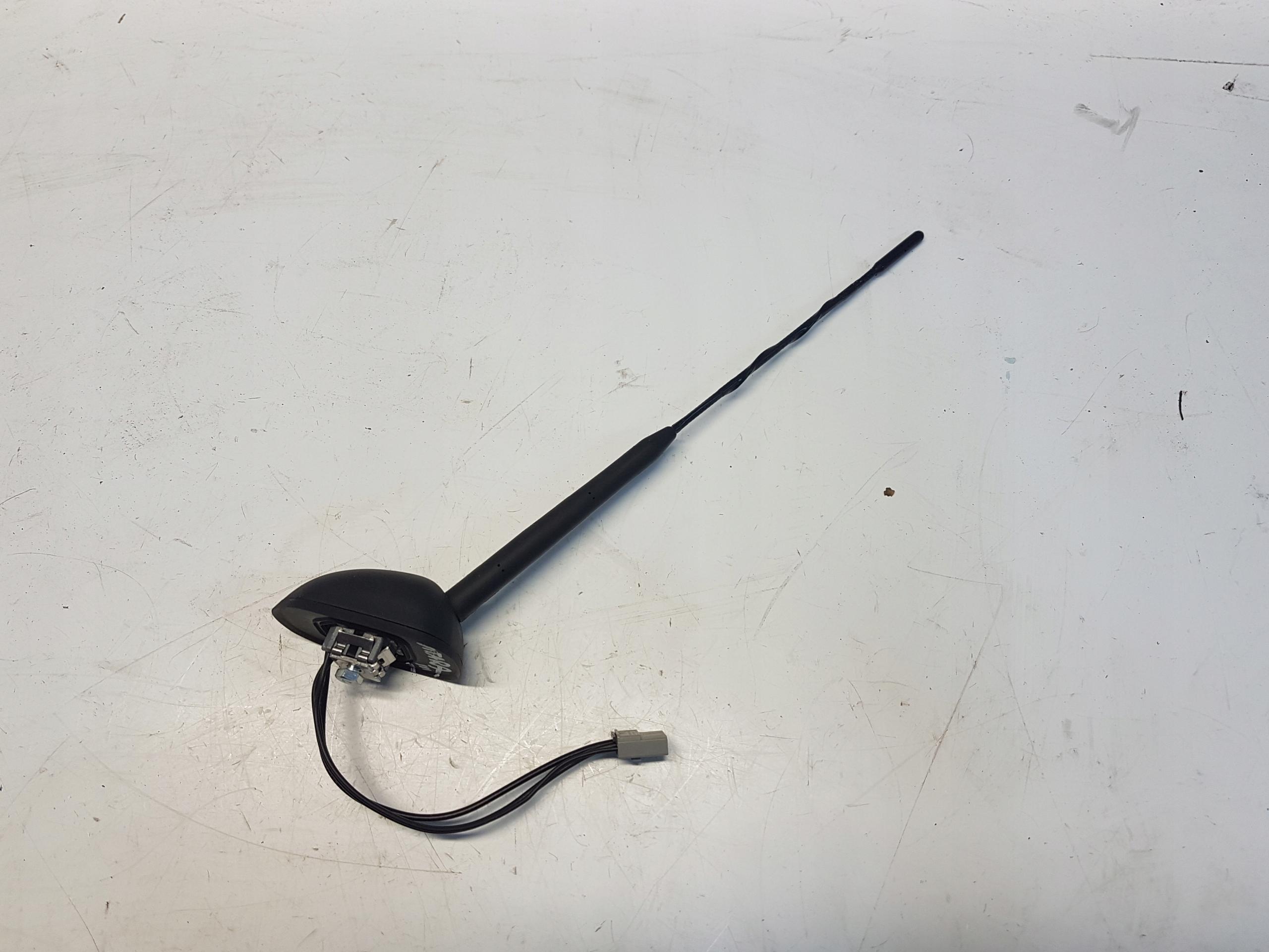 SUZUKI VITARA III Lift антенна bacik комплект