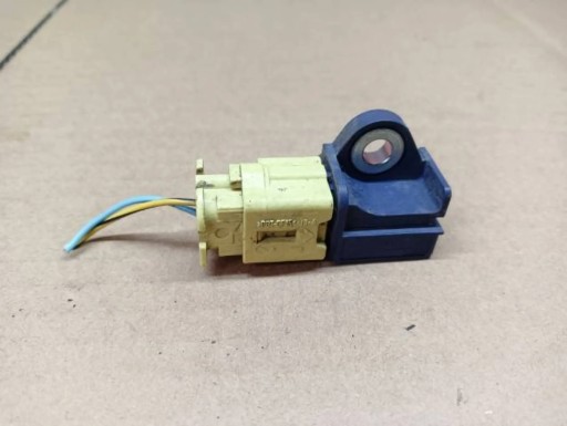 3893061M00 - SUZUKI VITARA SX4 S-CROSS ДАТЧИК ПЕРЕДНЕГО УДАРА 38930-61M00