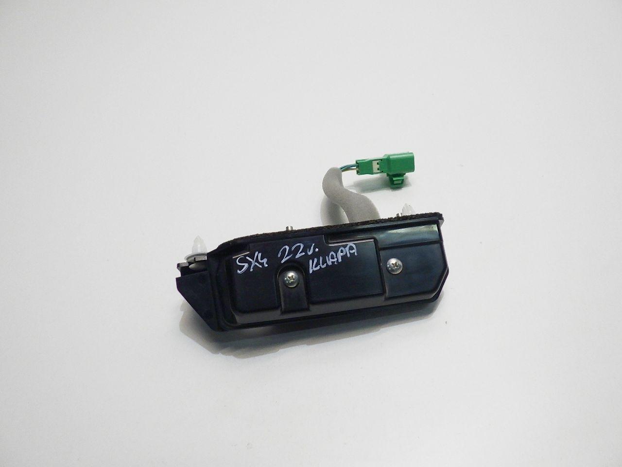 82851A63T 82851-A63T - SX4 S CROSS 2022 МИКРОПЕРЕКЛЮЧАТЕЛЬ БАГАЖНИКА ДВЕРНАЯ РУЧКА