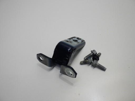 2B28 - SX4 S CROSS 2022 ДВЕРНА ПЕТЛЯ ПРАВА ПЕРЕДНЯ ВЕРХНЯ