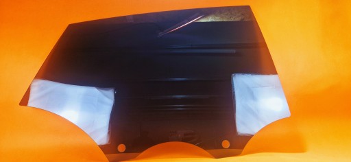 2022R. - Боковое стекло двери правое заднее тонированное AUDI A5 8W8845206A 2022г.