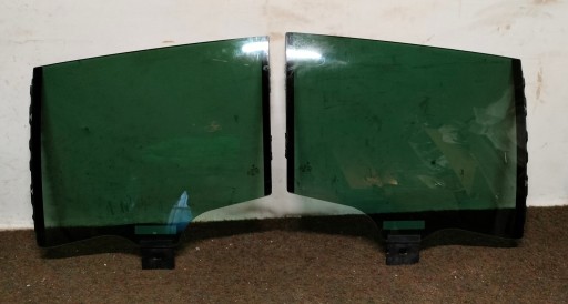 974845317C, 974845318C - Боковое окно porsche panamera 974 правая задняя дверь