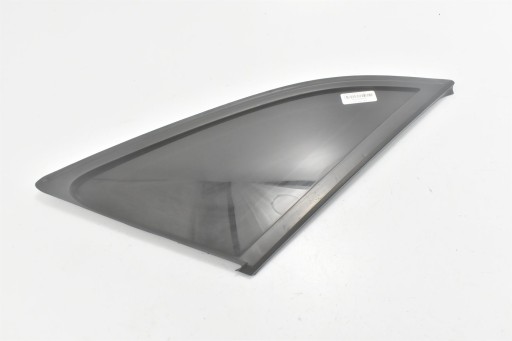 Скло автомобіля трикутник правий задній 8U0845300C AUDI Q3 RSQ3 2013