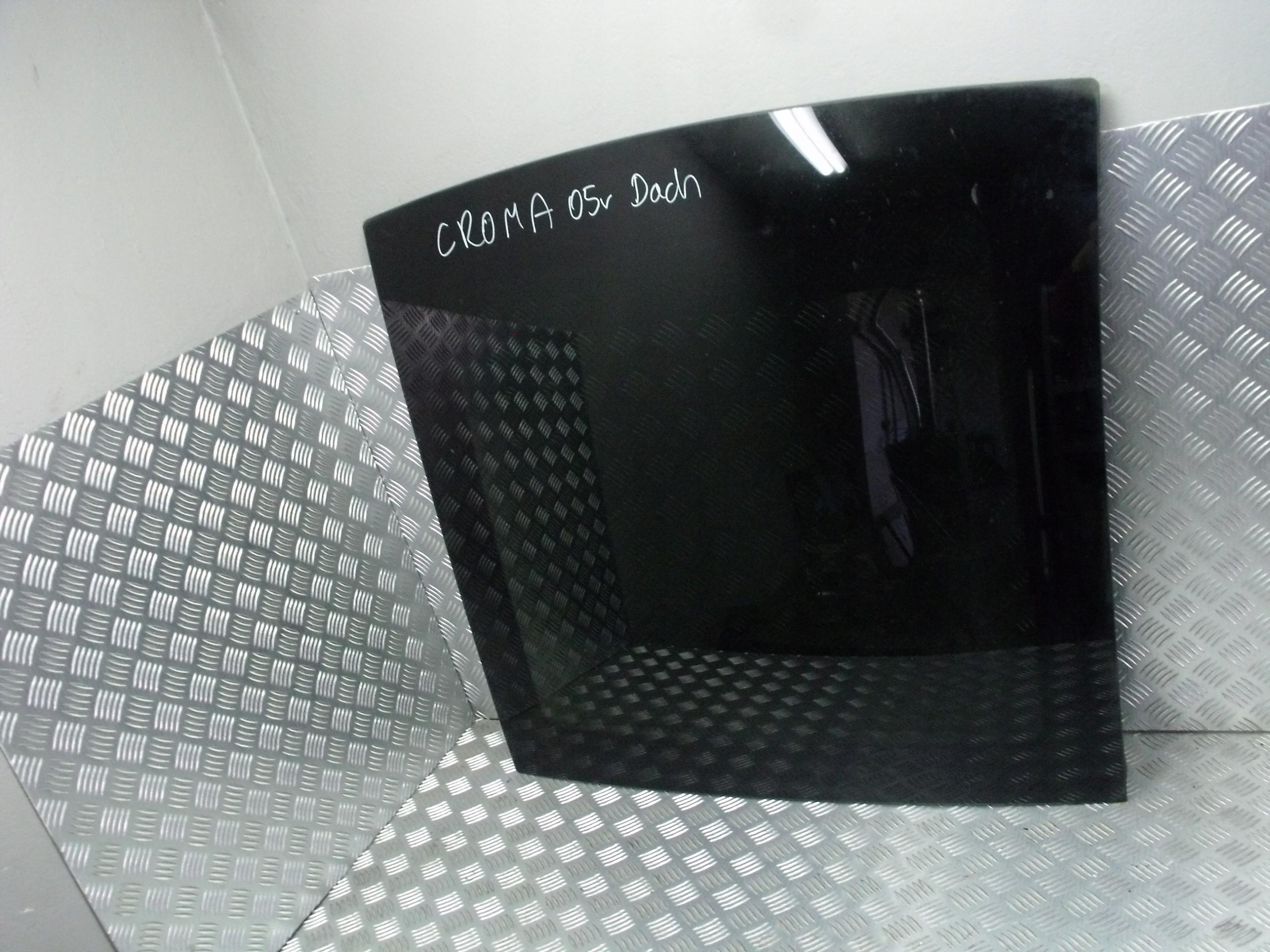 ЛОБОВЕ СКЛО CROMA II 07R