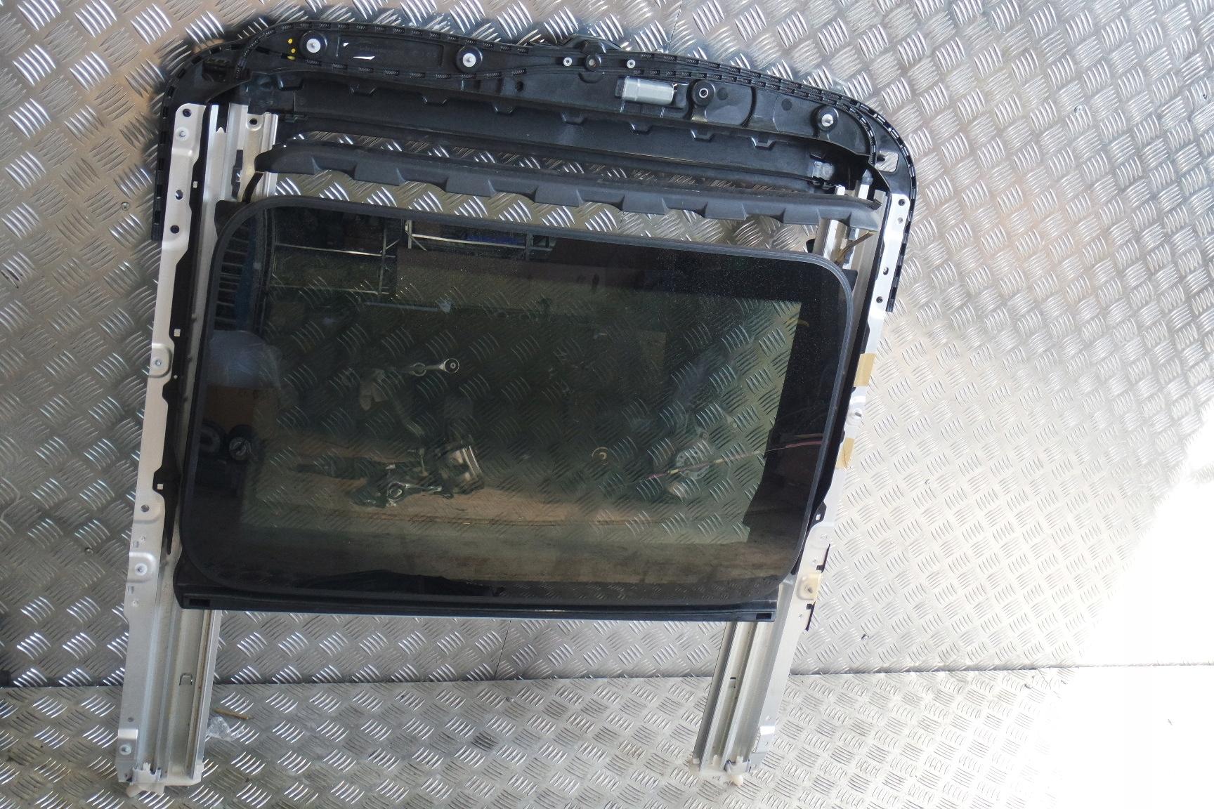 Люк стекло MERCEDES GT AMG 4 двери X290 W290