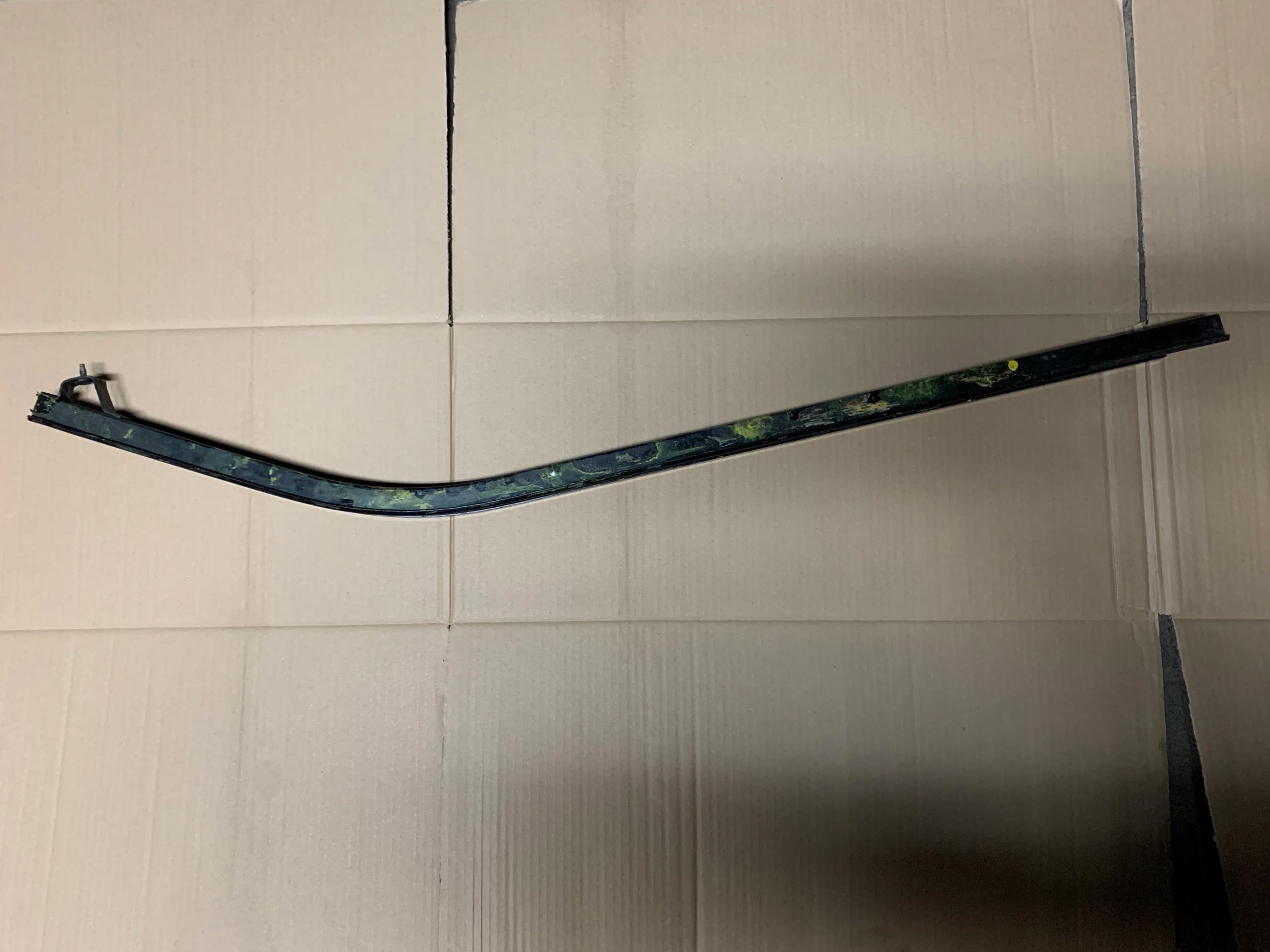 91165747 - НАПРАВЛЯЮЩАЯ РАЗДВИЖНОЙ ДВЕРИ, ЧТОБЫ ПОРАЗИТЬ VIVARO