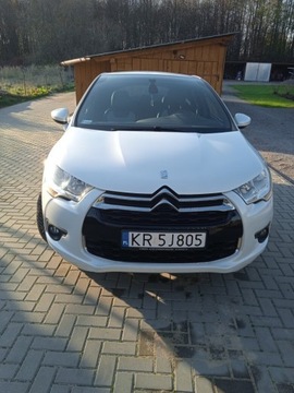 Машина ds 4