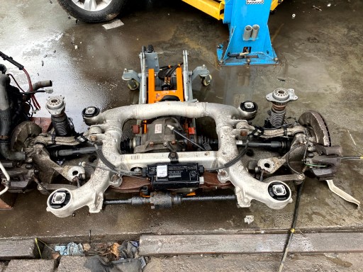 Санки задні коляски поперечні важелі підвіска bmw f07 gt 550i 4.4 f10 f11 6776491