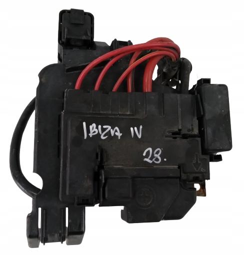 6r0915345e 4car - Seat Ibiza IV 4 6J 1.6 TDI klema Plus предохранители