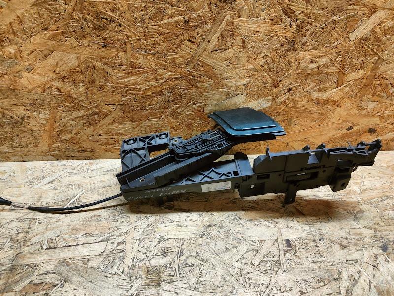 Мотор даху правий новий Жук кабріолет 1y0868852